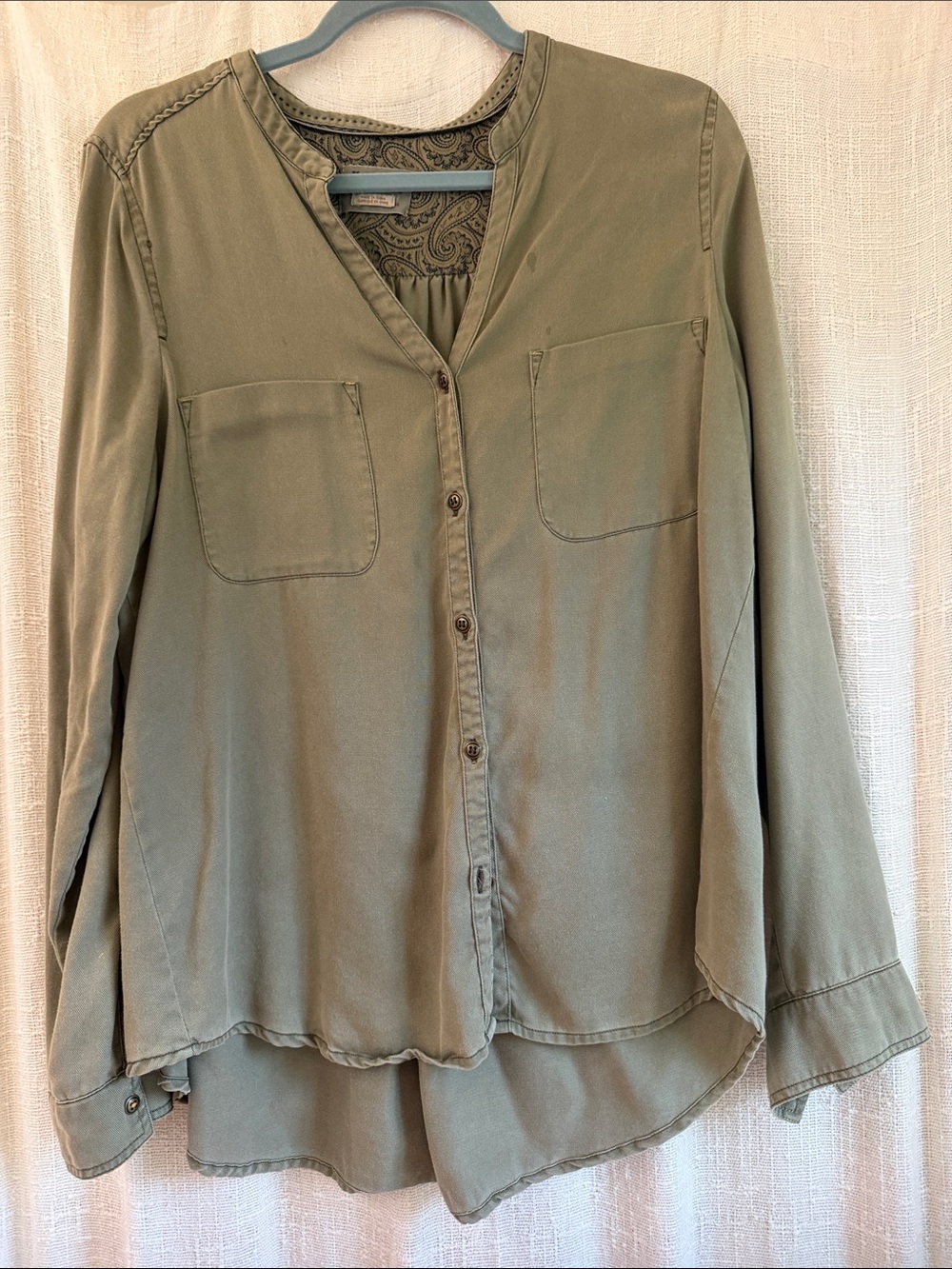 HOLDING HORSES Olive Button-Front Utility Blouse